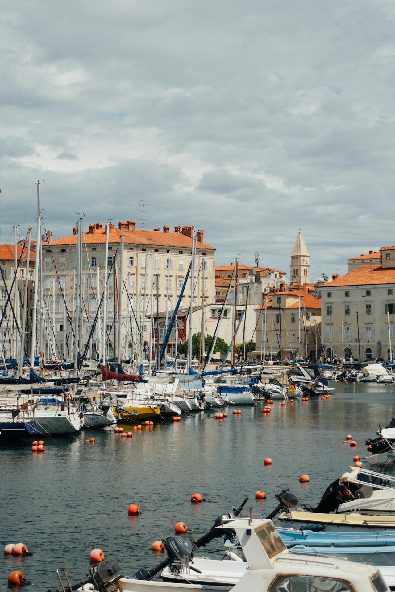 Vreme med zimskimi počitnicami dež sonce in sneg na višjih legah